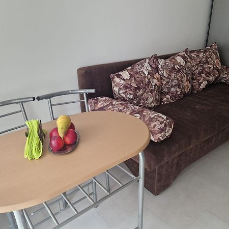 De Ja Vu 54 Apartman Burgasz Kültér fotó